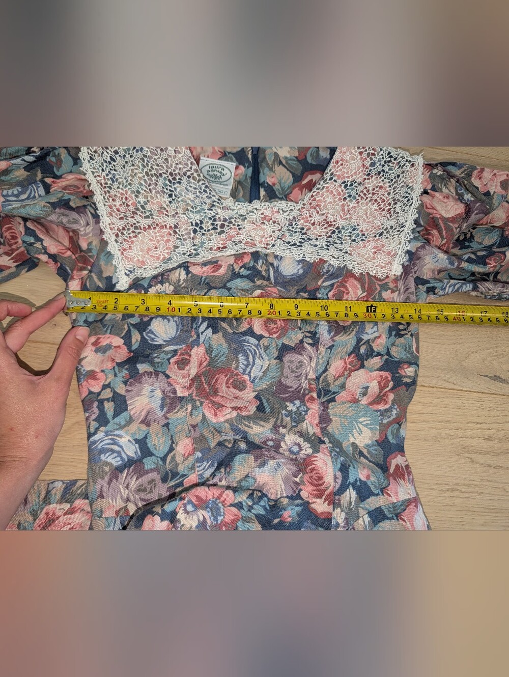 Vintage 1980s Floral Lace Yoke Midi Dress - Picture 10 of 13
